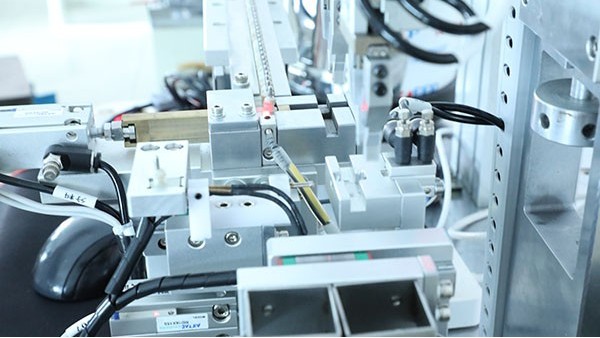 全自動(dòng)在線點(diǎn)膠機(jī)