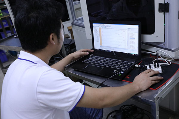 深圳雙頭點(diǎn)膠機(jī)價(jià)格