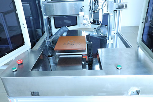 深圳自動(dòng)點(diǎn)膠機(jī)廠家