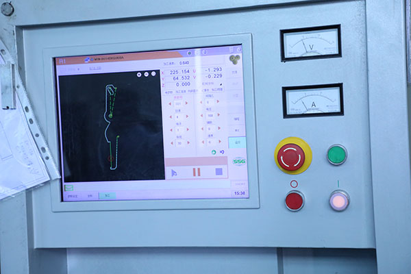 智能視覺點膠機(jī)廠家