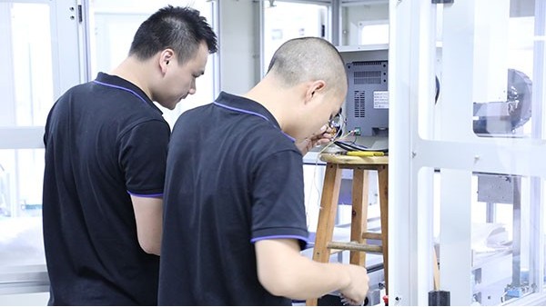 全自動高速點(diǎn)膠機(jī)