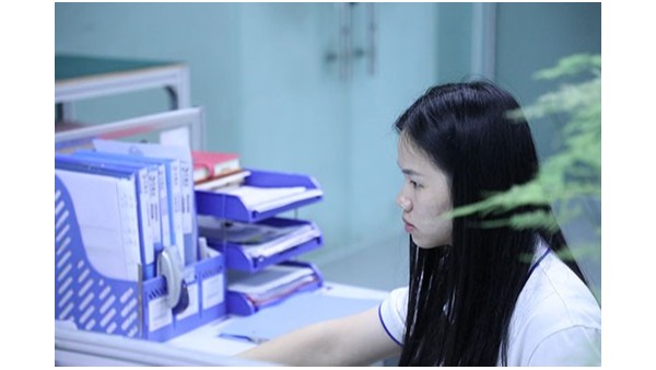 桌面型自動(dòng)點(diǎn)膠機(jī)