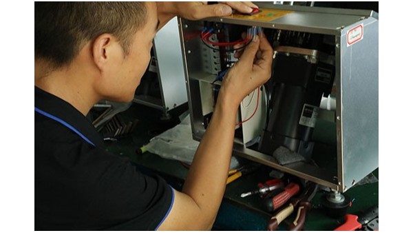 全自動點(diǎn)膠機(jī)