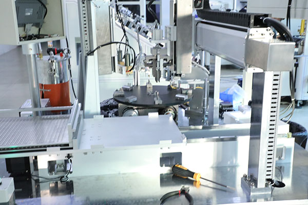 三軸自動點膠機(jī)廠家