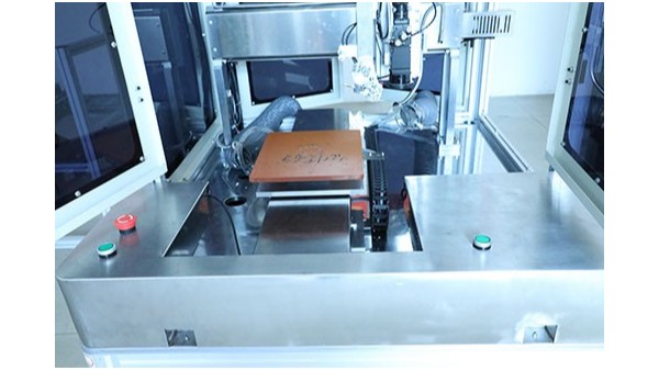 在線式噴射點膠機