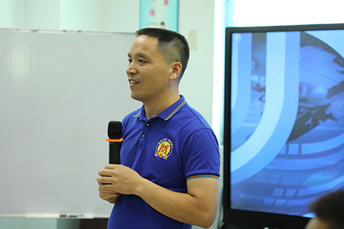 自動(dòng)點(diǎn)膠機(jī)的精度