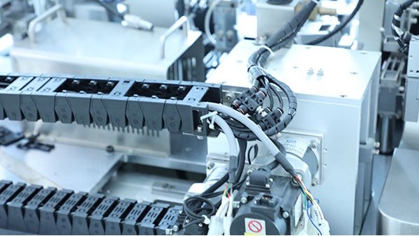 efd點(diǎn)膠機(jī)是什么